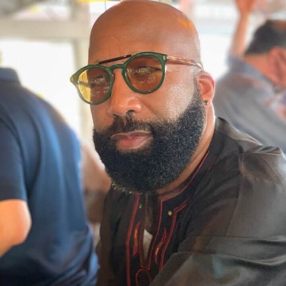 Meet your Posher, Calvin - Picture 1 of 1